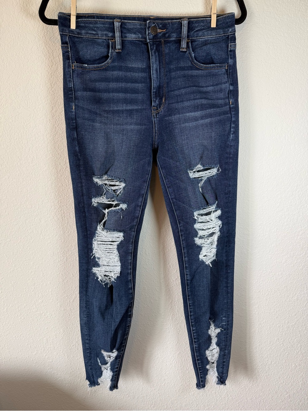 American Eagle Outfitters Super High Rise Jegging Jeans Women’s Size 8 Distress